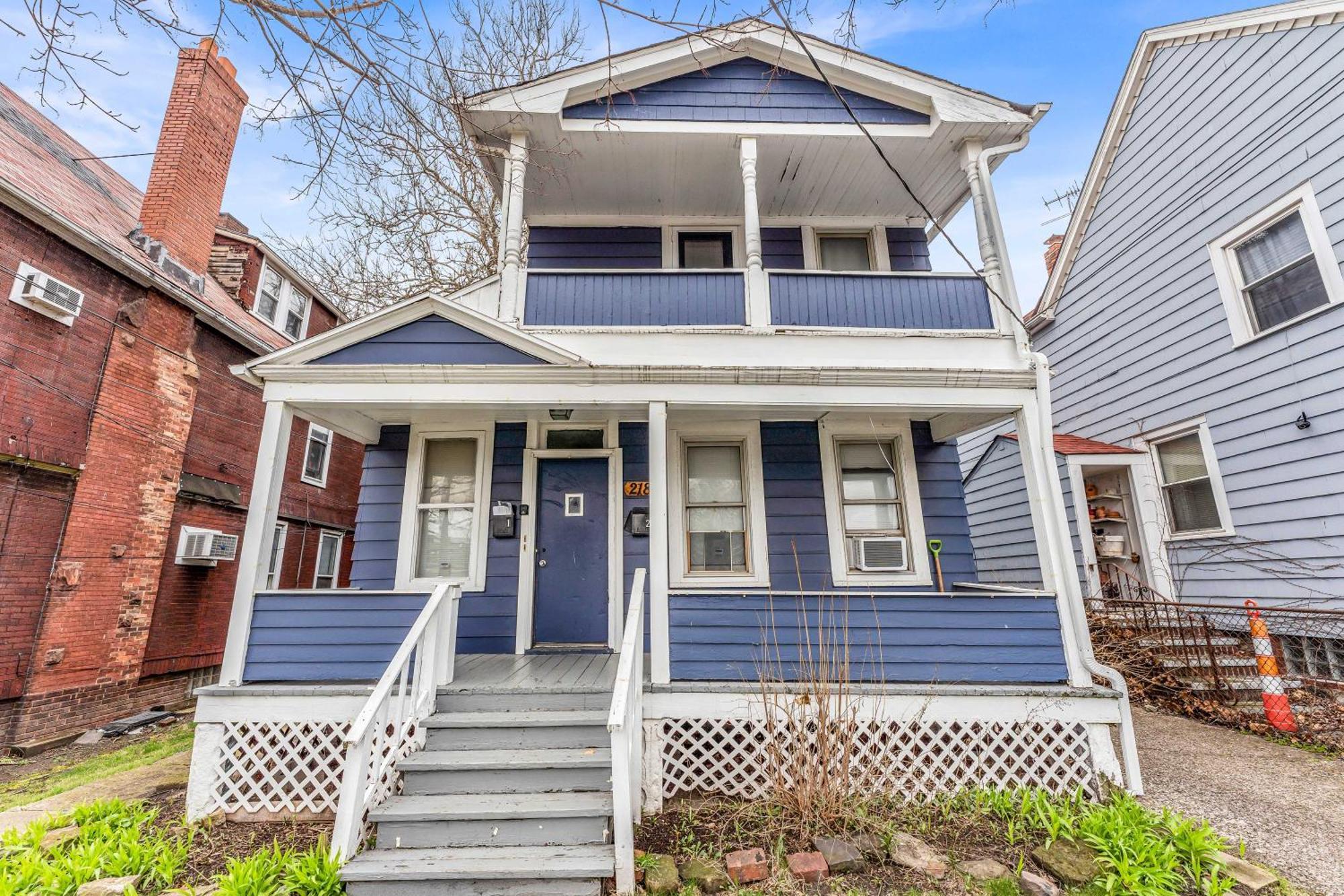 Historic Cozy Haven In Little Italy Apartment คลีฟแลนด์ ภายนอก รูปภาพ